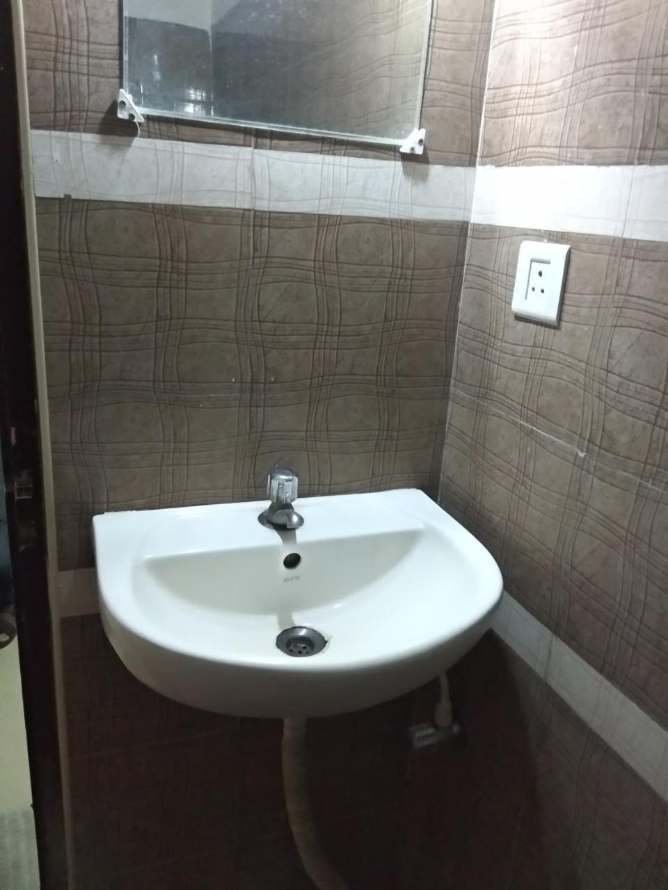 Sai Tirumala Residency Tirupati Ngoại thất bức ảnh