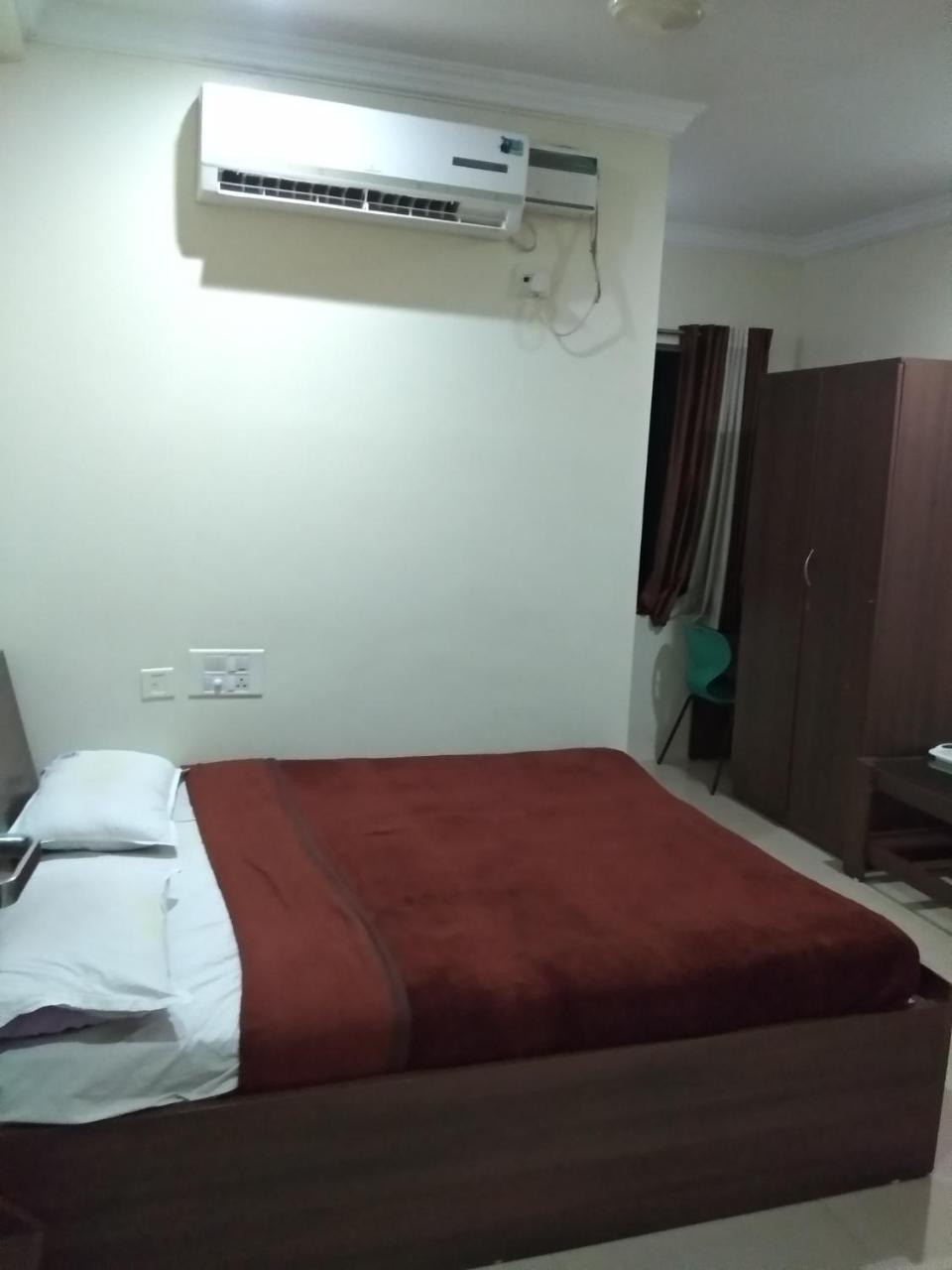 Sai Tirumala Residency Tirupati Ngoại thất bức ảnh