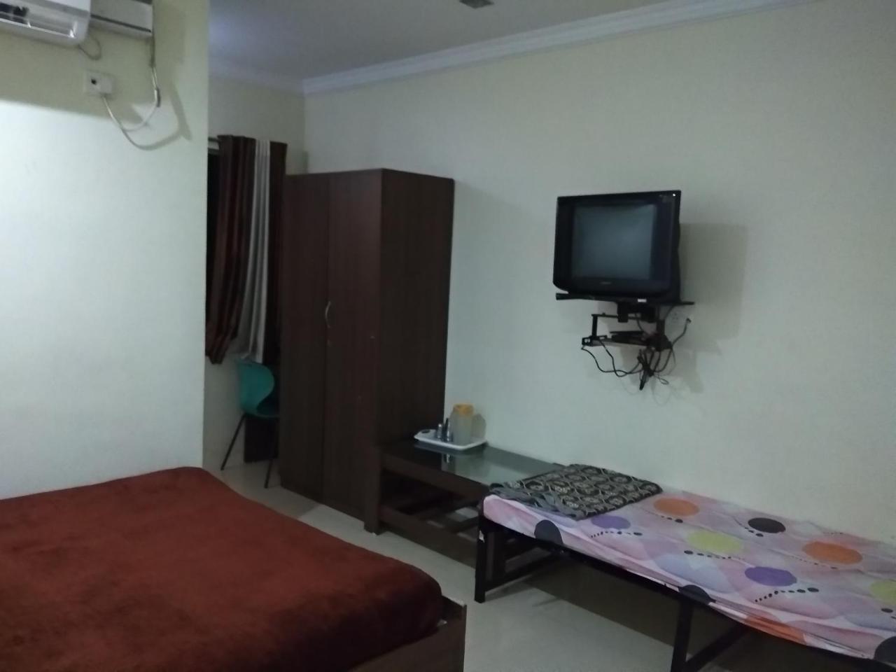 Sai Tirumala Residency Tirupati Ngoại thất bức ảnh