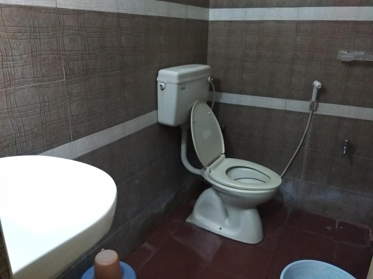 Sai Tirumala Residency Tirupati Ngoại thất bức ảnh